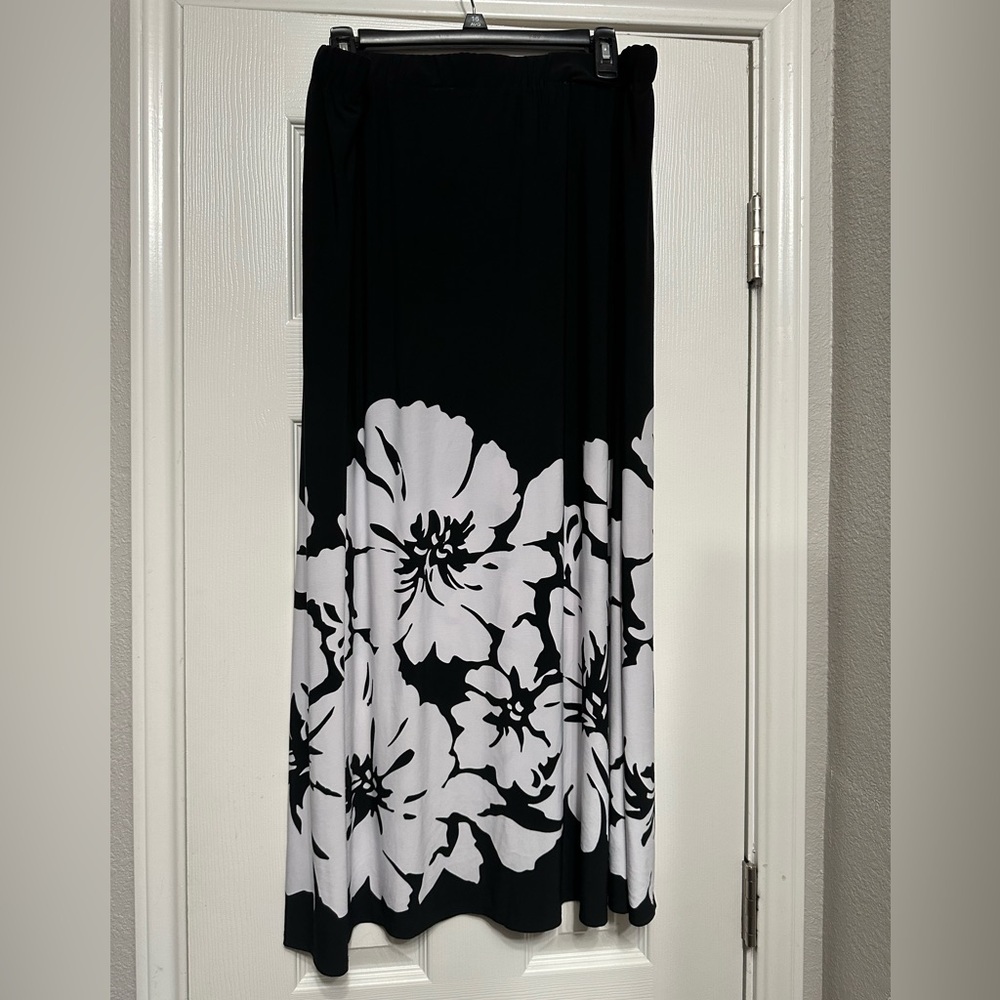 Susan Graver Womens Black Floral Maxi Skirt - Picture 4 of 8